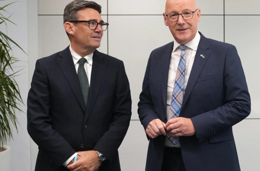  Andy Burnham installe le numéro 10 Nord à Manchester pour relancer la décentralisation