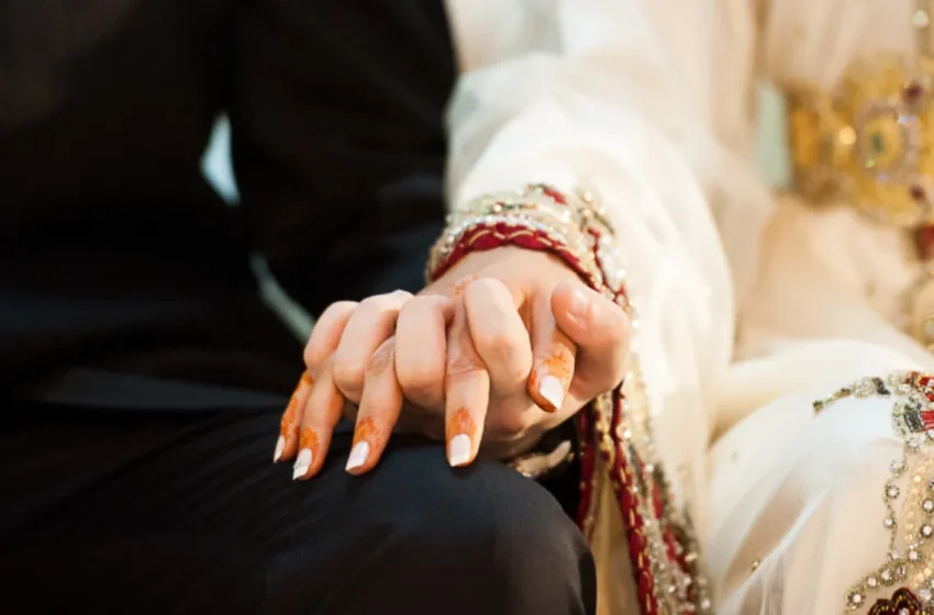  Baisse des mariages : le Forum Az-Zahraa plaide pour un soutien aux jeunes couples au Maroc