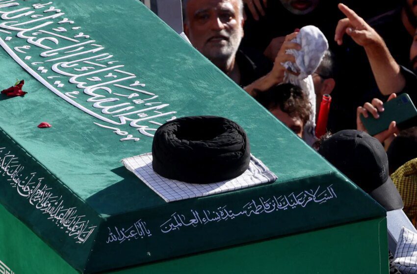  Enterrement d’Ali Khamenei à Mashhad après sa mort dans une frappe américano-israélienne