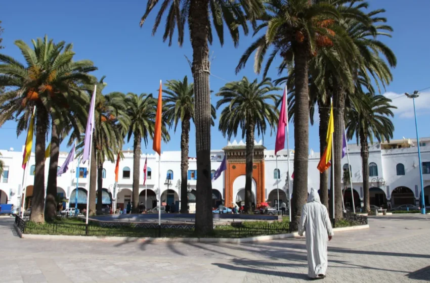  Larache : des riverains manifestent contre les eaux usées menaçant leur santé