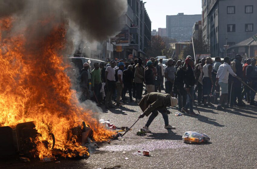  Manifestations xénophobes en Afrique du Sud : plus de 900 arrestations et un mort