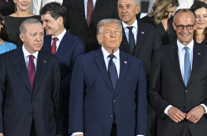  Trump attaque alliés de l’OTAN et menace de rompre relations commerciales avec l’Espagne