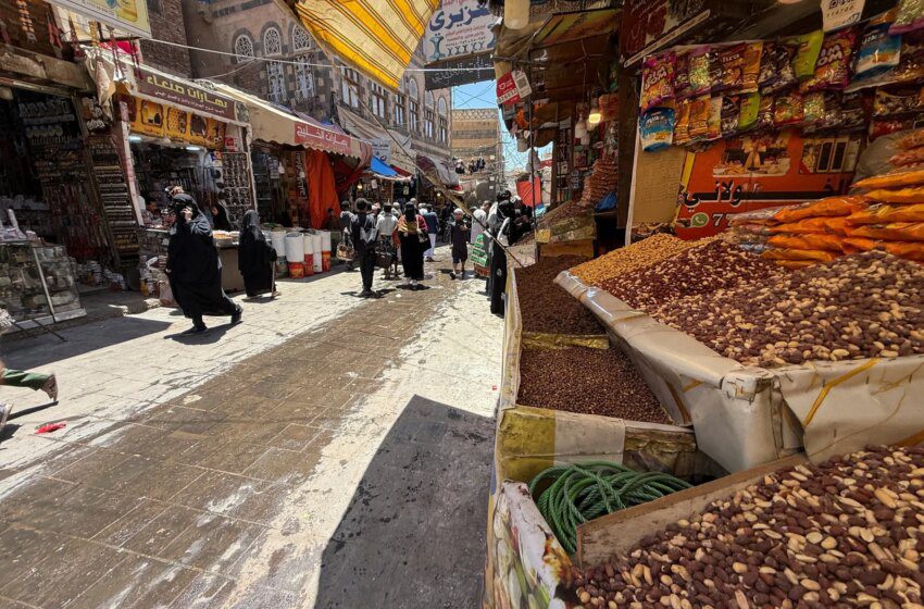  Hausse de 10% du carburant par les Houthis aggrave la faim au Yémen