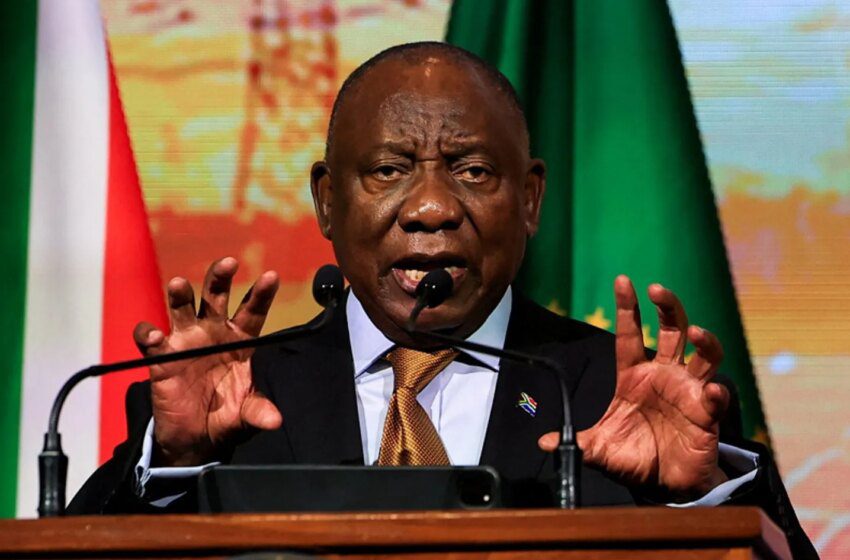  Ramaphosa renforce la lutte contre le féminicide après 11 corps retrouvés près de Johannesburg