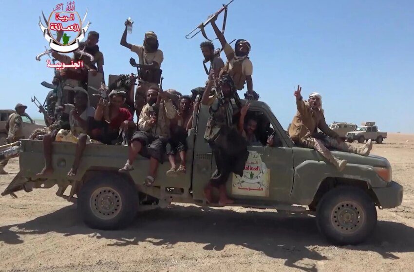  Brigades des Géants et forces progouvernementales coupent la route Mocha‑Bab al‑Mandeb