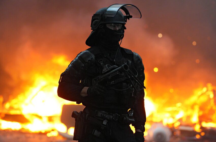  Experts de l’ONU dénoncent la répression policière des manifestations étudiantes en France