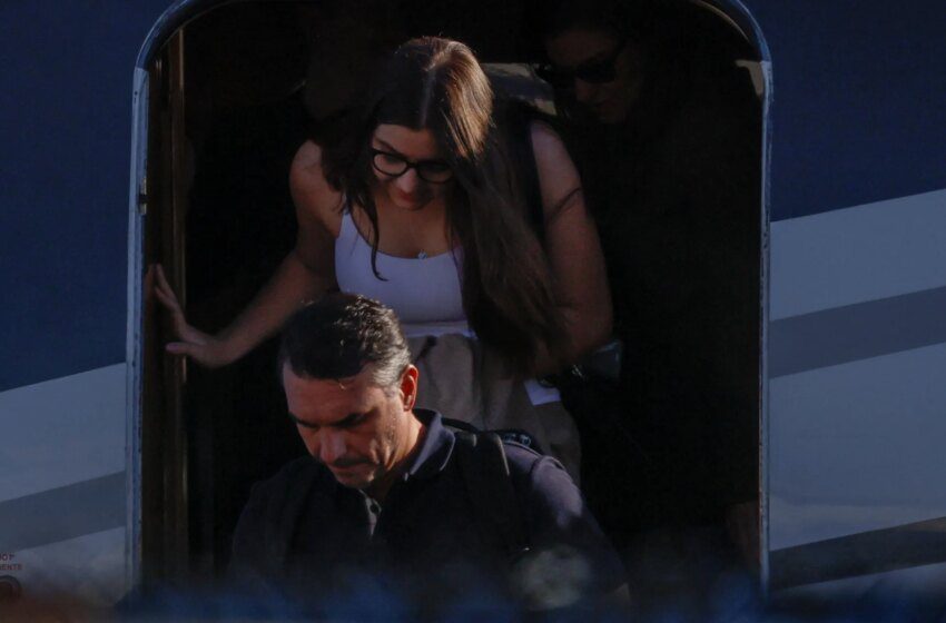  Flavio Bolsonaro à Miami après décision de la Cour suprême sur ses passeports